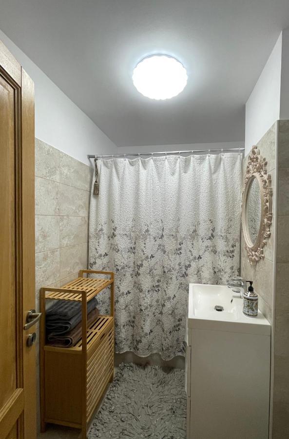 2_Traveler'S Retreat Apartment Brasov Exterior photo